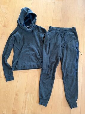 Olive green Nike tech Hoodie & Jogger Set